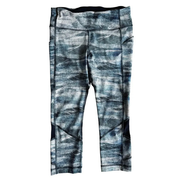 Lululemon Women’s Pace Rival Crop Blues Size 6 - Picture 1 of 6